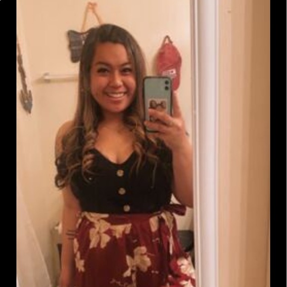 ❤️PLUS SIZE FLORAL BELTED CAMI ROMPER IN SIZE 1XL❤️ - Picture 4 of 13